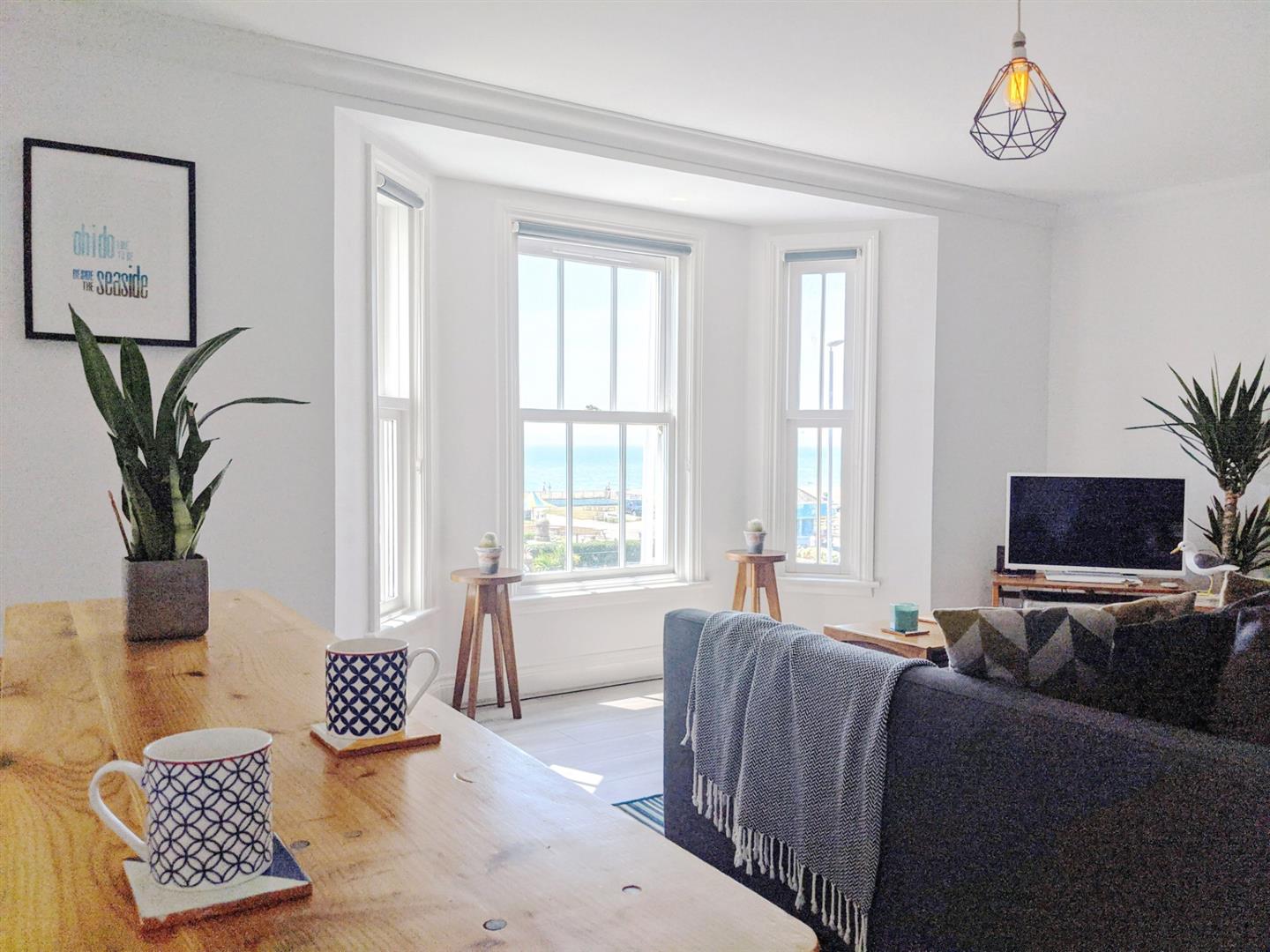 2 bed property in George Street, Old Town, Hastings